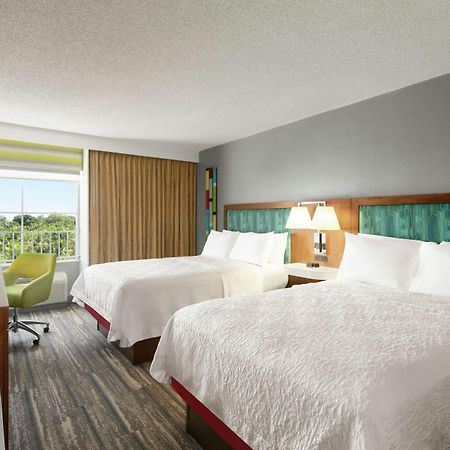 Hampton Inn & Suites Fort Lauderdale Airport Голливуд Экстерьер фото